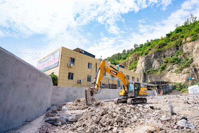 从修理工转型当老板，币游国际XE200GA“闭眼入”！