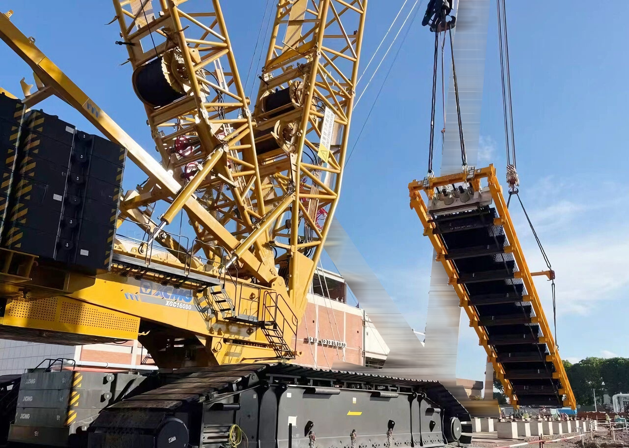 3300吨从从容容！XGC16000现身东南亚，完成海外高端市场严苛实测
